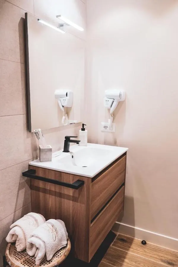 Apartment Suite Yenne 2 Cagliari Italien